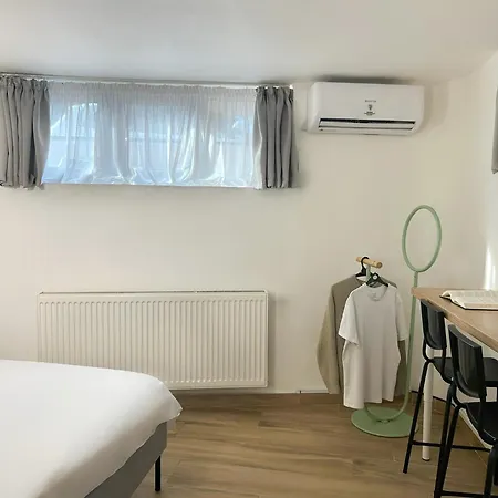 Apartament New 20 Sqm Bukareszt